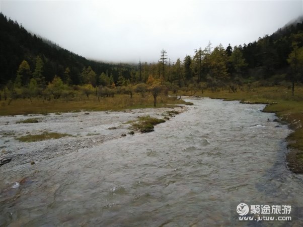 毕棚沟旅游