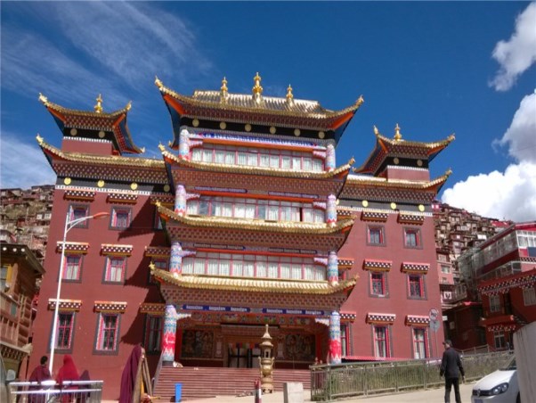 色达旅游