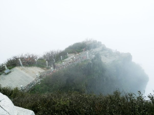 峨眉山