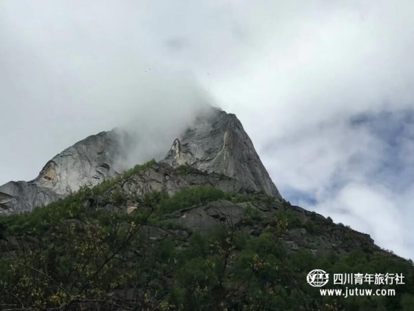 稻城旅游