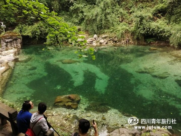 峨眉山旅游