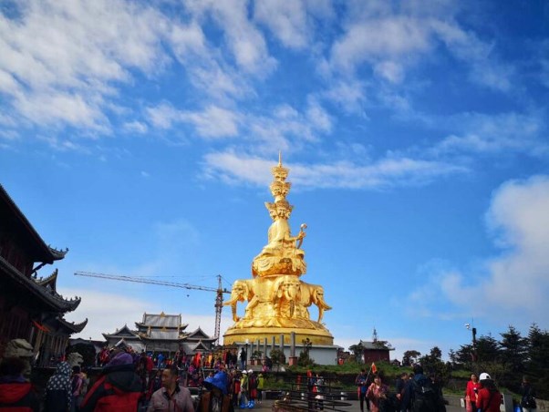 峨眉山旅游